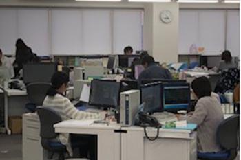 キレイなオフィスで気持ちよくお仕事スタート!