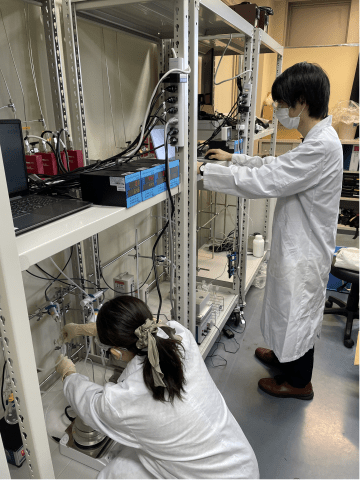 大学内での業務となるため、学生たちとのコミュニケーションを大切にできる方を求めています。