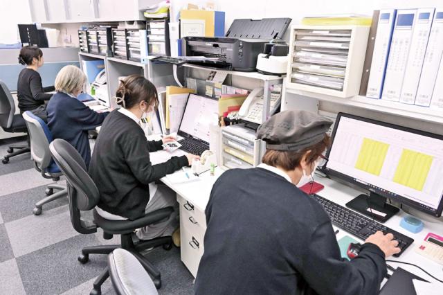 ▼担当者からひと言！
現場を支える大切な存在。
穏やかで助け合える職場です♪