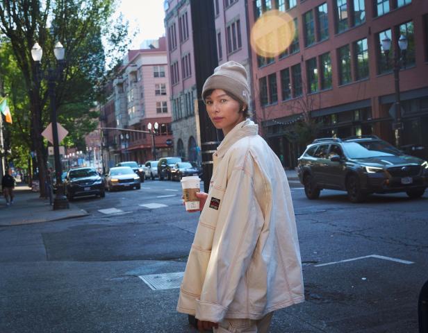 【NEW ERA】女性スタッフ多数活躍中！“好き”を仕事に、自分らしく輝けるアパレルの仕事アパレル販売スタッフ