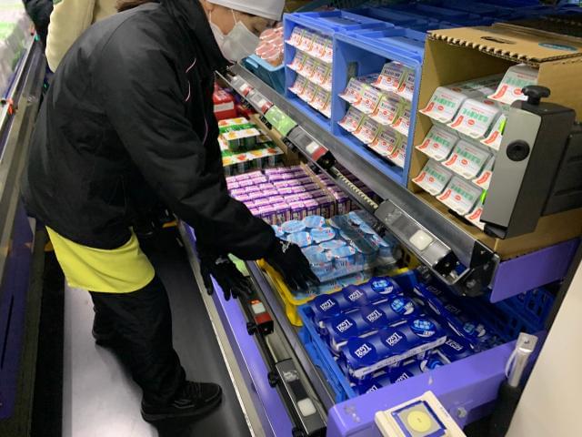 反射神経が鍛えられます。
慣れると、光と追いかけっこ してるみたいで楽しくなってきますよ!
単純作業なので、 すぐ出来るようになります♪