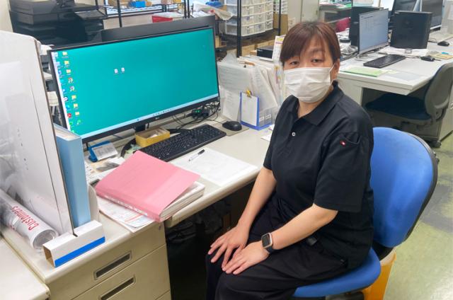 空調設備完備で季節問わず快適な職場!勤務中の髪型も自由なので、あなたらしく働けますよ。