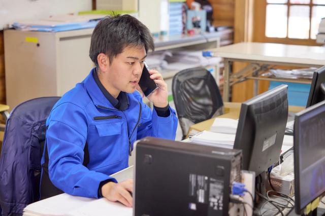 8名の先輩社員が居ますので、ゆっくりと
丁寧に仕事を覚えることができる環境です。