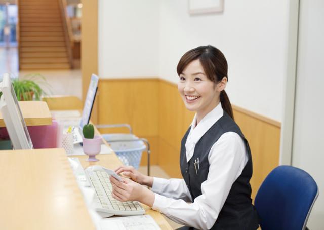 つくば市　時給1,200円〜｜賞与年2回｜有給消化率100％｜未経験OK｜女性活躍中眼科での受付業務