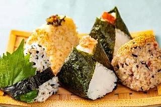 お仕事は丁寧に教えますのでご安心ください。