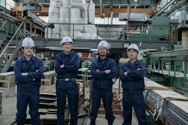 資格取得支援有り／未経験者大歓迎／転勤無し★創業より101年連続黒字経営の安定企業金属屋根材・外壁材の加工スタッフ（成型／プレス等）