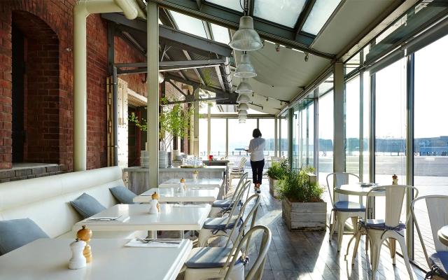 SNSで話題！「世界一の朝食」と称される ★ハリウッドセレブたちも通う人気店が横浜にオープン！bills 横浜赤レンガ倉庫  　サービス・接客