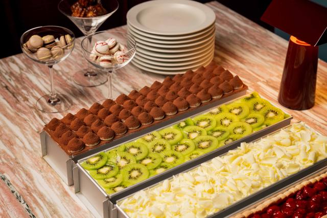 月9日休み・昇給・賞与有り！連休取得可♪福利厚生も充実◎駅近で通勤に便利◎最先端スポットでおしゃれに働こう！