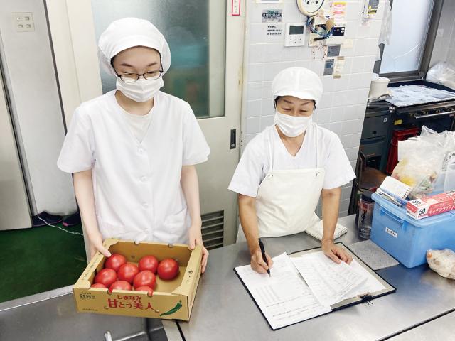 幅広い層の女性が活躍中！子ども達が「おいしい」とモリモリ食べてくれる姿に、元気をもらえるお仕事です♪