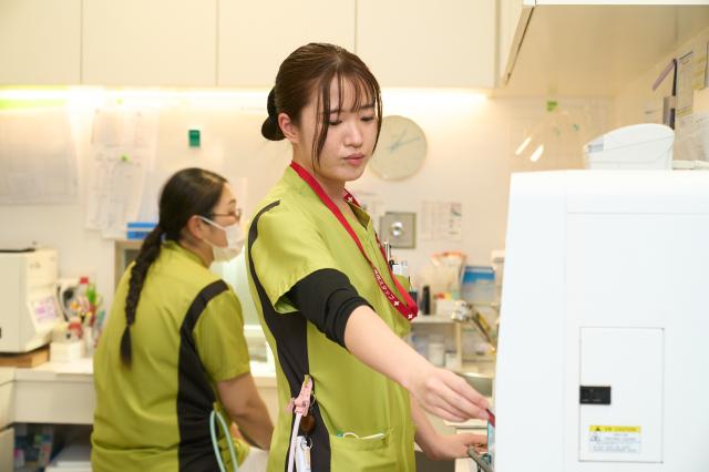 ゆとりある勤務体制を徹底。
それが患者様とスタッフの「満足」に繋がっています。