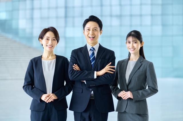 年収500万円台も!