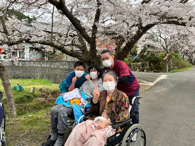 オープニングスタッフ大募集！