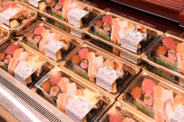 幅広い世代が活躍中!
性別や年齢問わず、様々なライフスタイルに合わせて働けますよ♪