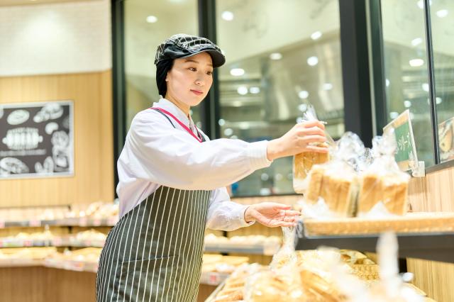 在職中の方も安心！シフトだけではなくスタート日の相談にも柔軟に対応します。