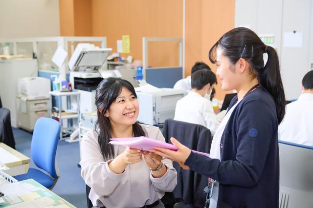 ＜本部事務スタッフ＞積極採用中！土日祝休み＆働きやすい日中の時間！経験問わず活躍できる環境です！本部事務スタッフ