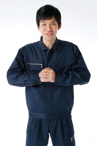 正社員として安心して腰を据えられる環境づくりをしています。
新たな一歩を踏み出すなら、ぜひ当社で！