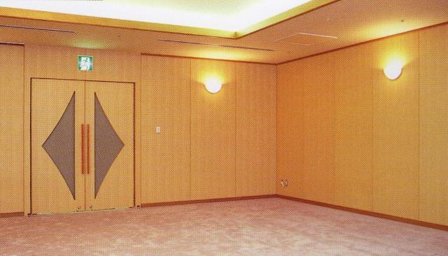 ≪埼玉スタジアム2002 レセプションルーム≫
人や環境に優しい当社製品が使用されています。