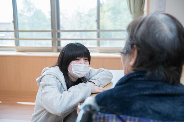 「どんな場所か気になる!」という方は、職場見学へお越しください。
お問い合わせをお待ちしています。