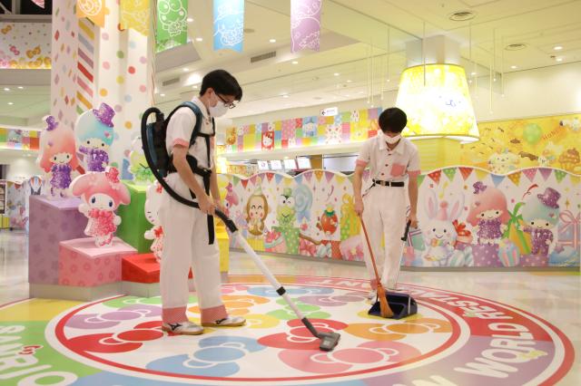 翌日、またお客様に喜んでもらうために!!
学生やフリーター中心に活躍中!