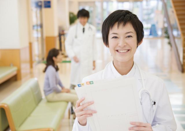【臨床検査技師】さまざまな業務に携われるから成長が早い!患者さまの声を直接聞けるのも魅力ですよ♪