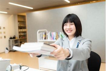 株式会社図書館流通センターの契約社員情報 イーアイデム 求人情報 Id A