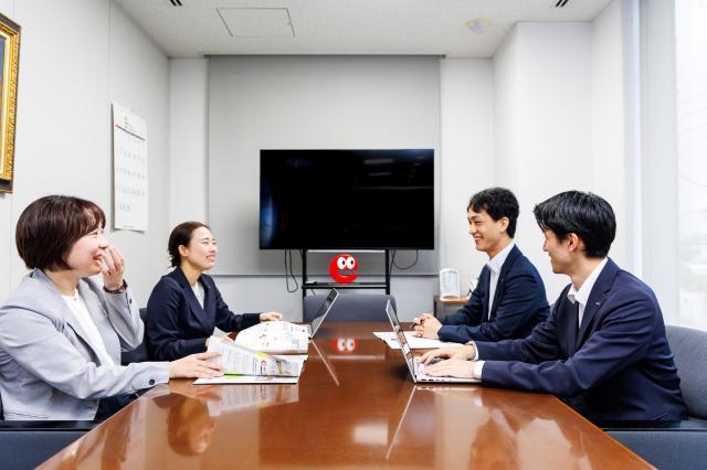 「営業スキルも、人脈も、成長も。」20代男女多数活躍中のソリューション営業／年間休日126日企業の「採用成功」をサポートするソリューション営業