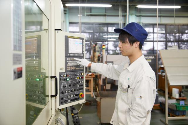 ★昇給・賞与 ★各種保険完備 ★退職金制度あり
手厚い待遇をご用意してお待ちしています。
