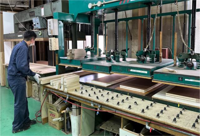 社員同士の仲も良く、定着率もバツグン!
作業は先輩が丁寧に教えますので何でも聞いてくださいね☆