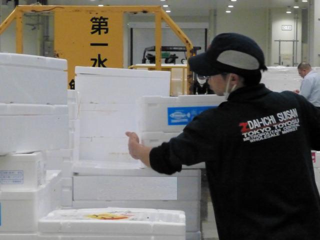 始めるにあたり特別な資格や経験は一切必要ありません。
意欲一つで飛び込んできてください。