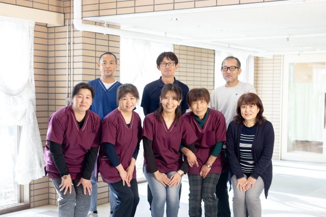 ＼WワークOK！夜勤専従のお仕事／
夜間・早朝の時間を有効活用したい方に最適です◎