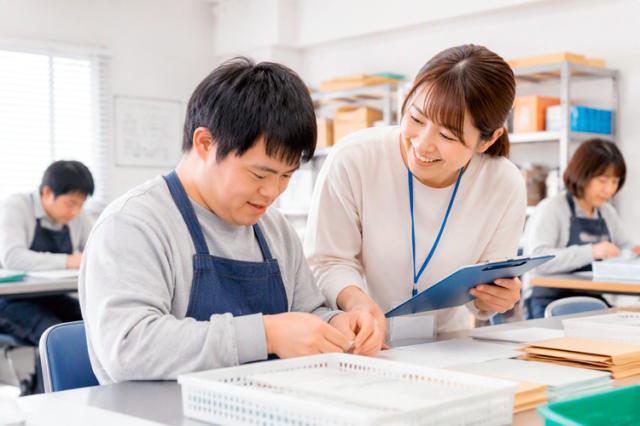 土日祝休みの他、GW・お盆・年末年始の休暇もあり!プライベートを大切にしながら働けます。