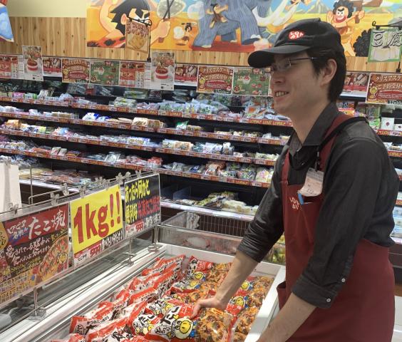 地域密着型スーパー＜食品担当＞　週2日〜OK　未経験者大歓迎！フリーター・主婦（夫）・学生活躍中！食品担当