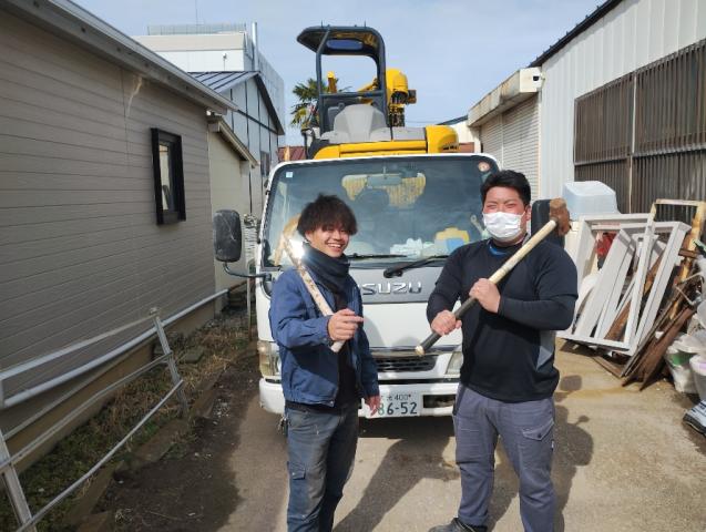 勤務は毎日8時〜17時まで残業はほぼなし。
体力的にも無理せず、安定して稼げるのが魅力です。