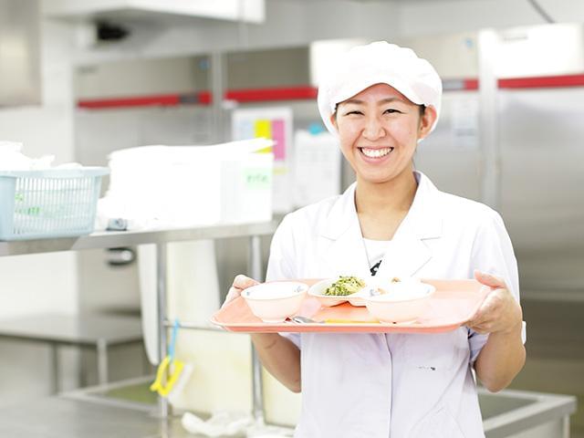 心をこめた給食調理で、たくさんの子ども達の健康を力強く支えていきましょう!