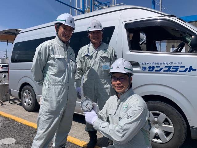 数日〜1週間ほどの泊まりがけ出張も。毎回違う土地へ行けるので、いい気分転換になると好評です!