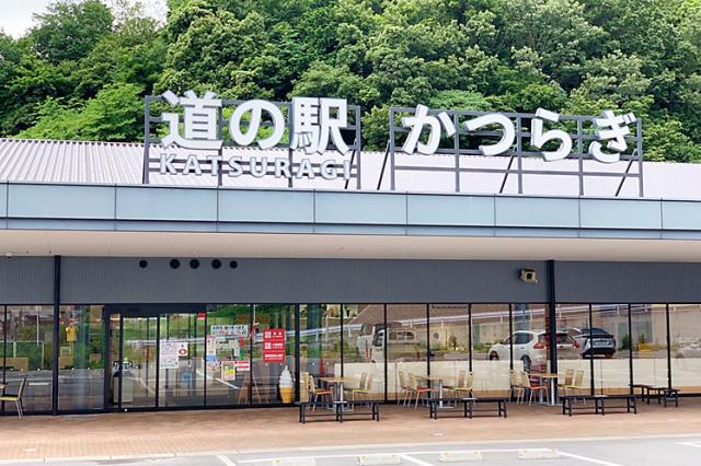 ＜厚待遇も嬉しい！＞地元で収穫した新鮮な食材を
ふんだんに使った大人気のレストラン・カフェです♪