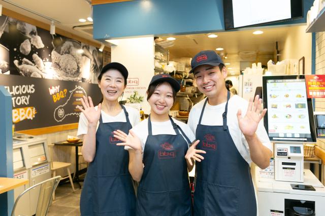 bb.q OLIVE CHICKEN cafe　 千里中央店（オリーブチキンカフェ）