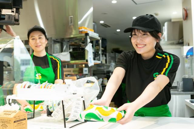 あのSUBWAYで楽しく健康的にアルバイトを！丁寧な研修で未経験の方も安心です！