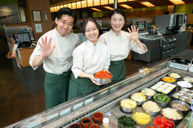 特急レーンとタッチパネルのある焼肉店で楽しくお仕事しませんか☆換気も抜群！丁寧な研修で飲食店未経験の方も安心！