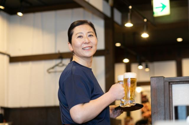 ☆飲食のメリットいっぱいのアルバイト・パート求人です。丁寧な研修があるから飲食店未経験の方も安心！