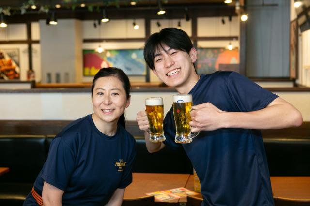 ☆飲食のメリットいっぱいのアルバイト・パート求人です。丁寧な研修があるから飲食店未経験の方も安心！