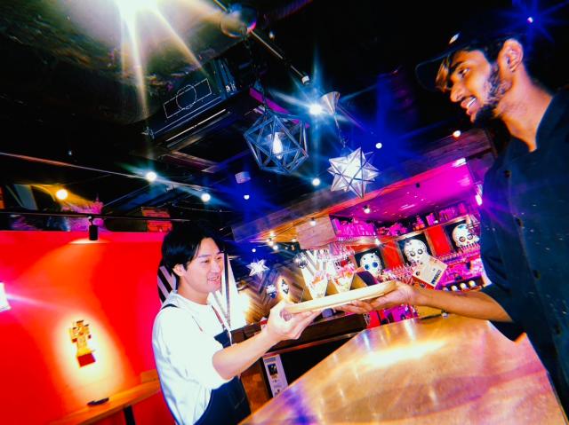☆飲食のメリットいっぱいのアルバイト・パート求人です。丁寧な研修があるから飲食店未経験の方も安心！