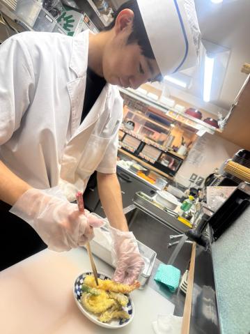 美味しいお寿司と居酒屋料理が自慢の寿司居酒屋です☆一緒にお店を盛り上げていきましょう♪