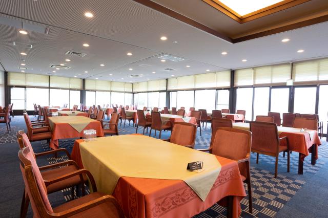 制服貸与あり◎
仕事着に着替え、気持ちを入れ替えて働けますよ！
事前職場見学もOK！