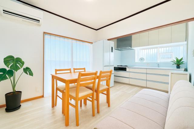 【明石市】＼グループホームの世話人／介護業務ナシ！未経験OK！年齢・性別不問！障がい者グループホームの世話人