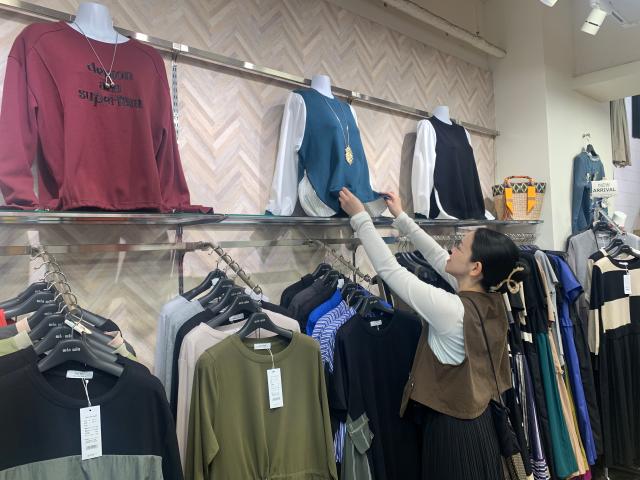 未経験OK、経験者優遇!
最初はマニュアルを見ながら徐々に慣れていきましょう。