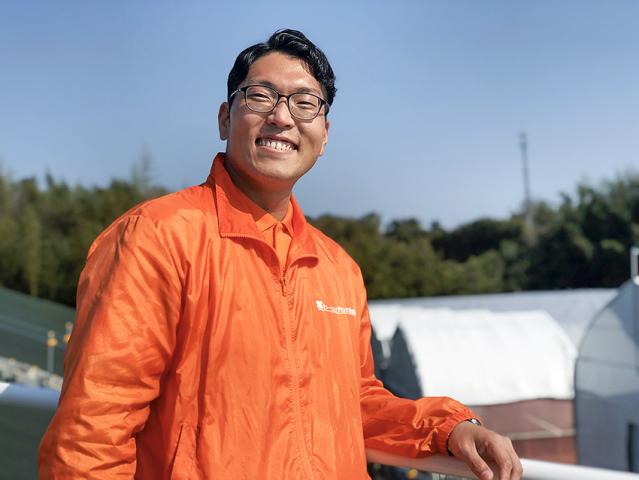 現在、中高年スタッフが活躍しています。
あなたもぜひこのメンバーに仲間入りを!
