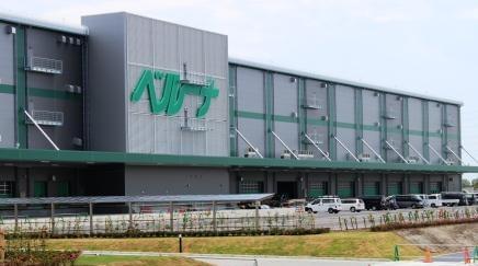 無料の駐車場を完備!車・バイク通勤OK◎
交通費も規定内で支給します。