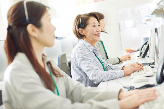 オフィスは、パーテーションの設置や消毒など感染症対策を徹底。服装&髪型自由でのびのび過ごせます♪