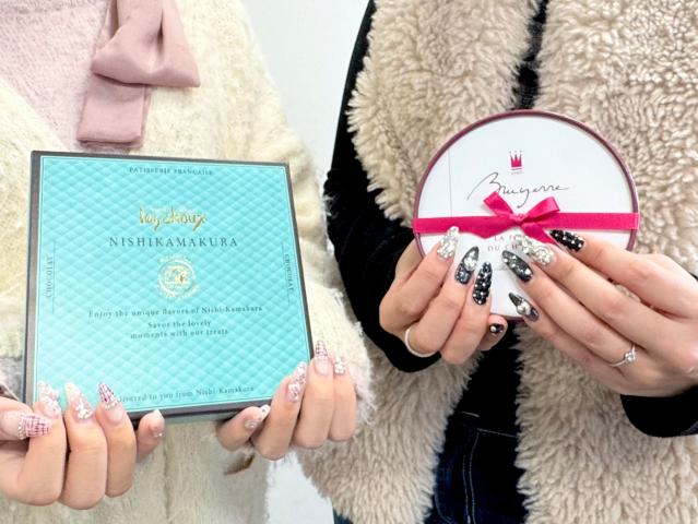 ネイル・ピアス・髪色完全自由◎
オシャレを楽しみながら働けます！